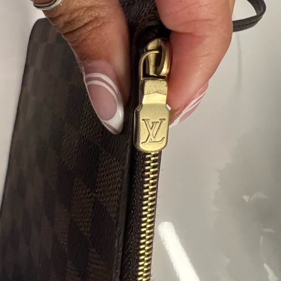Louis Vuitton Zip Pochette Pouch Wristlet from Neverfull MM - Picture 3 of 8